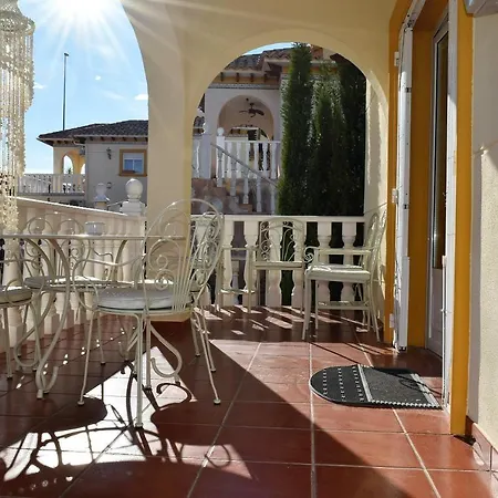 Upper Floor With Semi-private Pool Apartament Orihuela